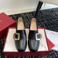 Roger Vivier Leather Shoes